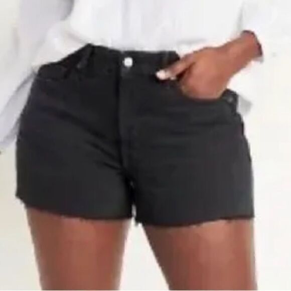 NWT Old Navy High Rise OG Straight Black Denim Jean Raw Hem Shorts Sz 20 - Picture 2 of 3